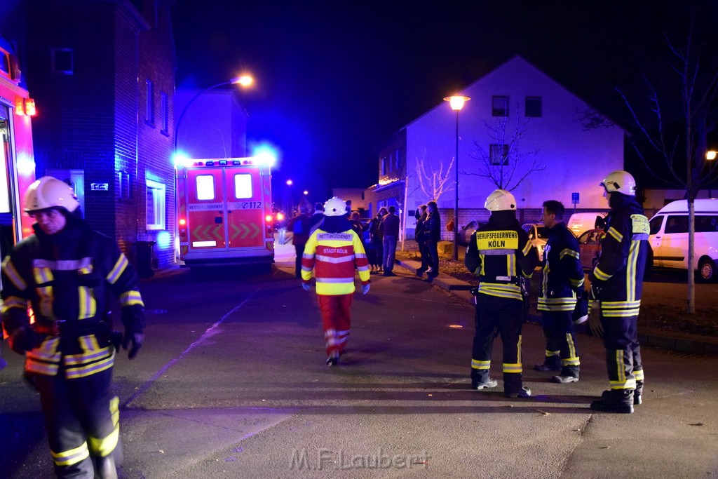 Feuer 2 Koeln Porz Langel Hinter der Kirche P160.JPG - Miklos Laubert